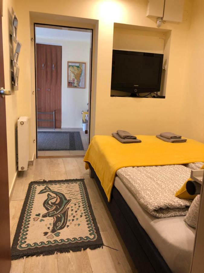 Milla Apartman Сентендре Экстерьер фото